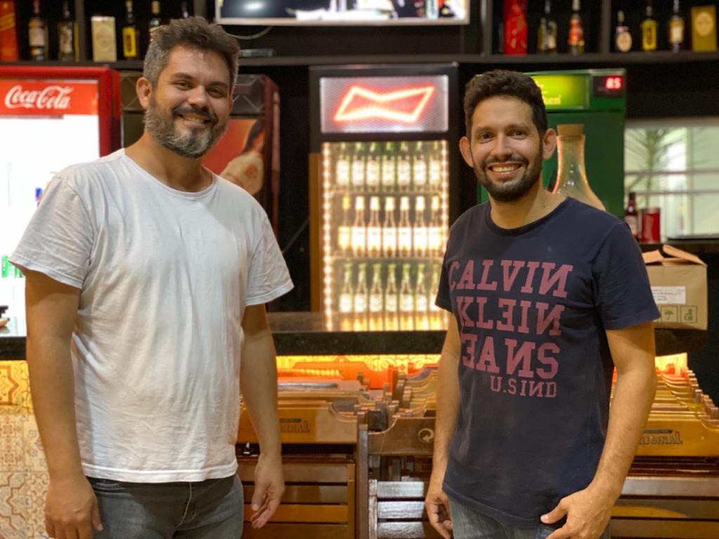 Empresários Carlos Alberto e Samuel Almeida